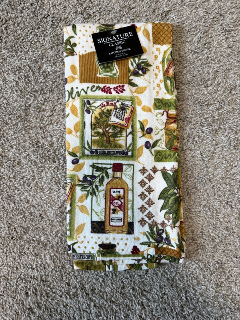 ☀️3/$10 BUNDLE!!☀️ Signature Classic Olive Oil Kitchen Towel - White & Gold